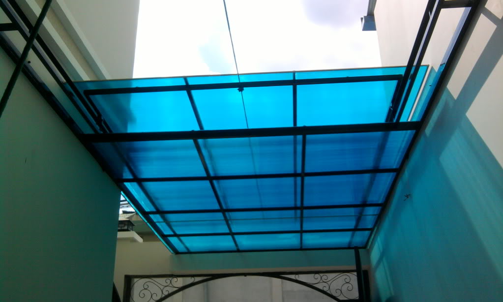 Mua tấm polycarbonate đặc ruột hay rỗng ruột – Nên chọn loại nào?