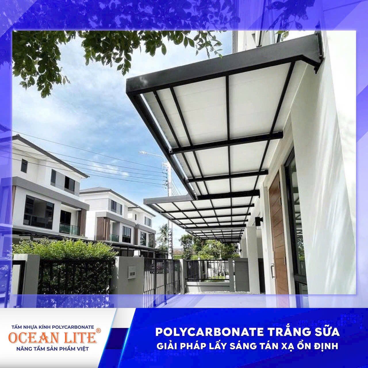 Mái che Polycarbonate trắng sữa