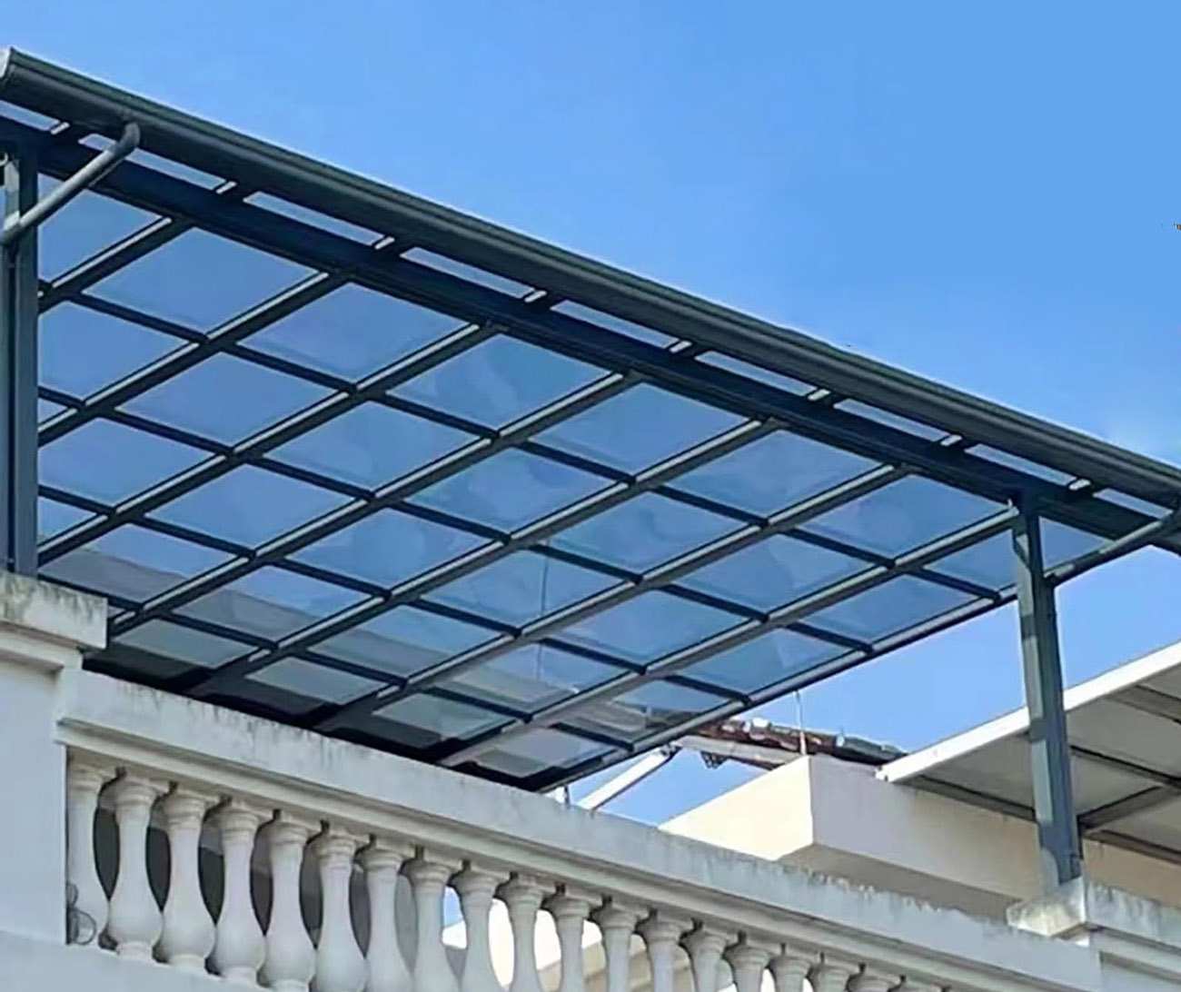 Bảng giá tấm nhựa thông minh polycarbonate mới nhất – Ưu đãi hấp dẫn