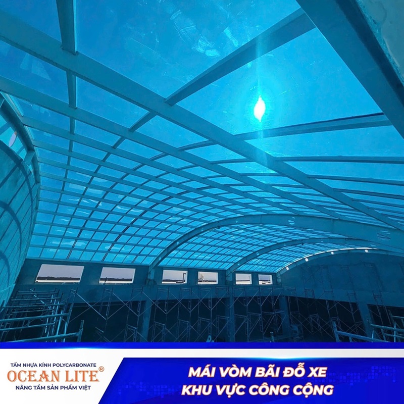 Mái vòm polycarbonate bãi đỗ xe