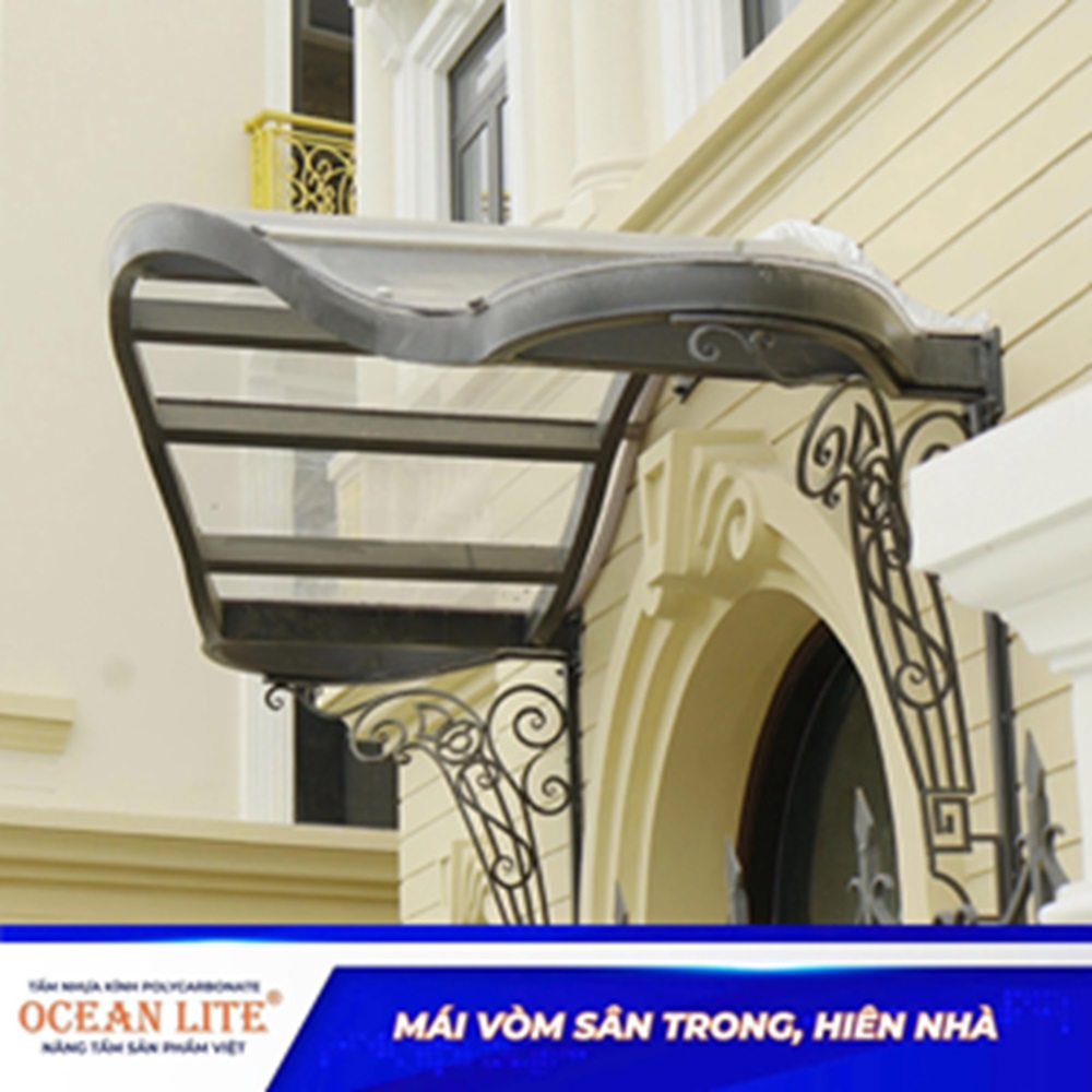 Mái vòm polycarbonate sân trong và hiên nhà