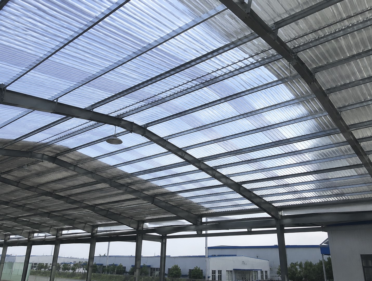 Mái nhựa sóng poly cách nhiệt tại KCN Hải Phòng